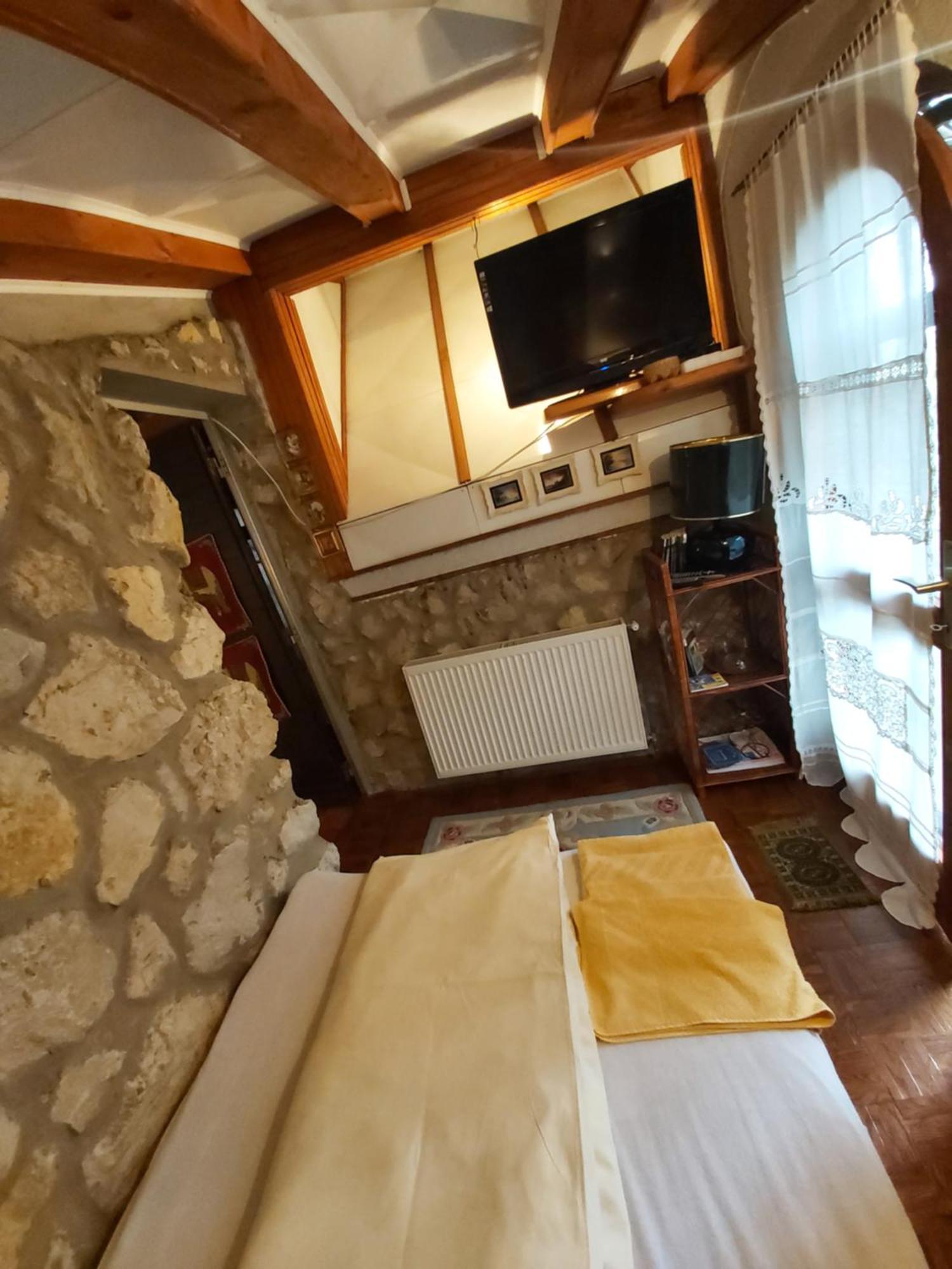 Guesthouse Bajka Vinci Zimmer foto